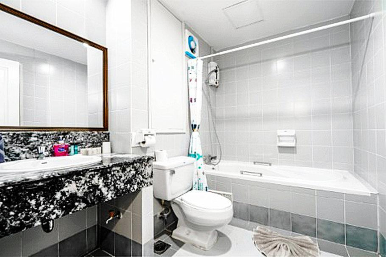 Bathroom 4, Patong tower Two Bedroom Sea View Apartment 2001-2, Pulau Phuket