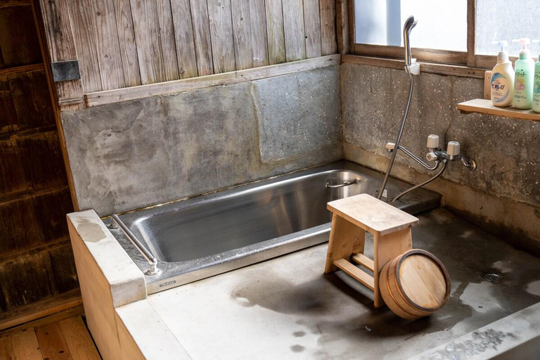 Bathroom 2, Experience the real Japan in a traditional house, Higashiagatsuma