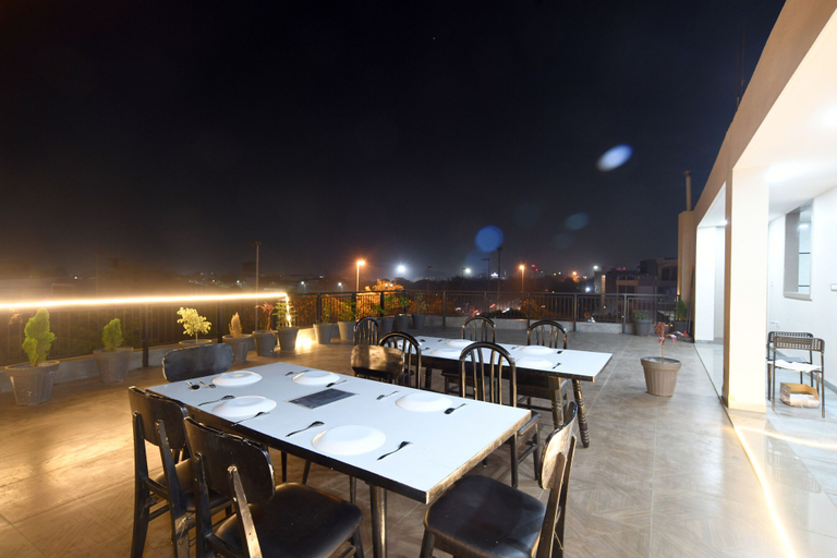 Food & Drinks 4, Aceotel Select Tulsi Vijay Nagar - A Luxury Boutique Hotel, Indore