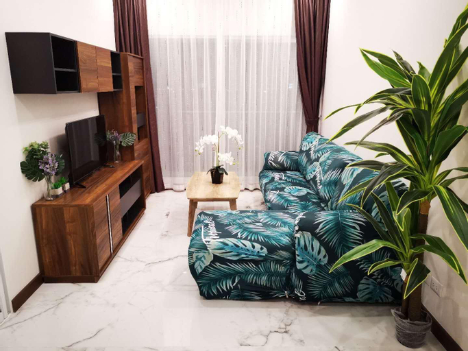 Others 5, Silom/Sathorn CBD Area, 50 Sqm Large One-Bedroom, Next to Bangkok's Tallest Building, Opposite Bang Rak Government, Bang Rak