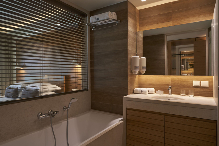 Bathroom 5, Atlantica Aegean Blue - All Inclusive, South Aegean