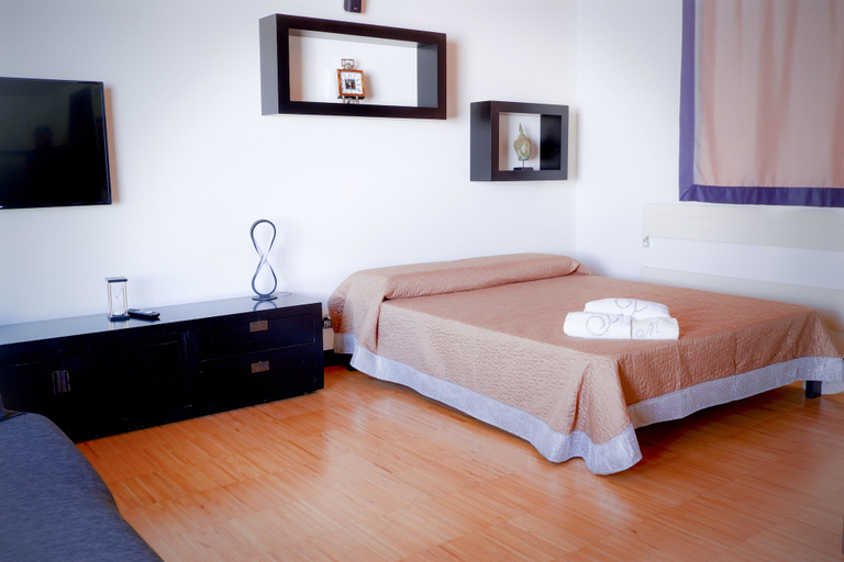 Bedroom 4, Thalassa Bari, Bari