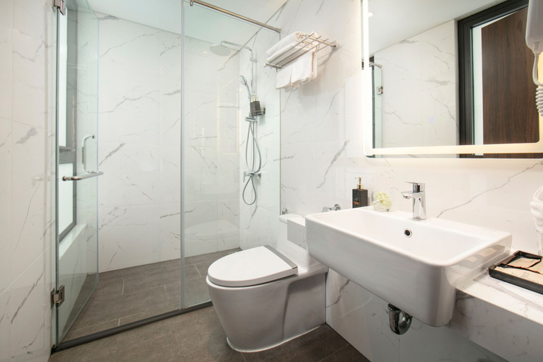 Bathroom 4, Hotel De Rond Hanoi, Hoàn Kiếm