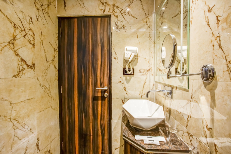 Bathroom 3, Summit Calangute Resort & Spa, North Goa