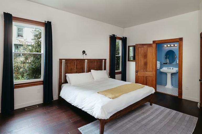 Bedroom 2, The North Branch Inn, Sullivan
