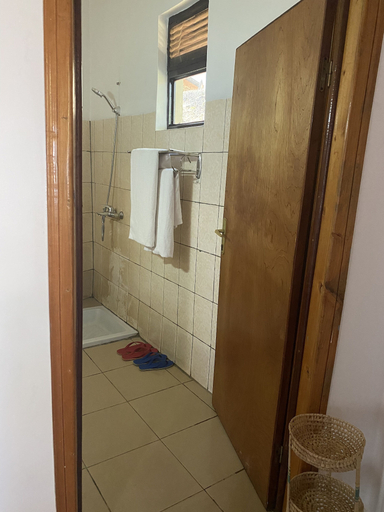 Bathroom 3, Ruhondo Beach Resort, Musanze
