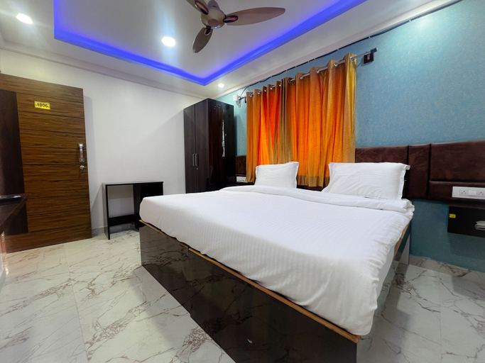Bedroom 3, Hotel Grand Palace, Bangalore