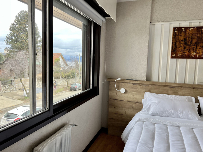 Others 4, ROLANDO BEDS Bariloche, Bariloche