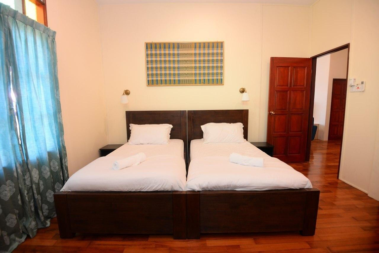 Bedroom 2, Rimba Alor Orchard Villas (Villa Rimba), Alor Gajah
