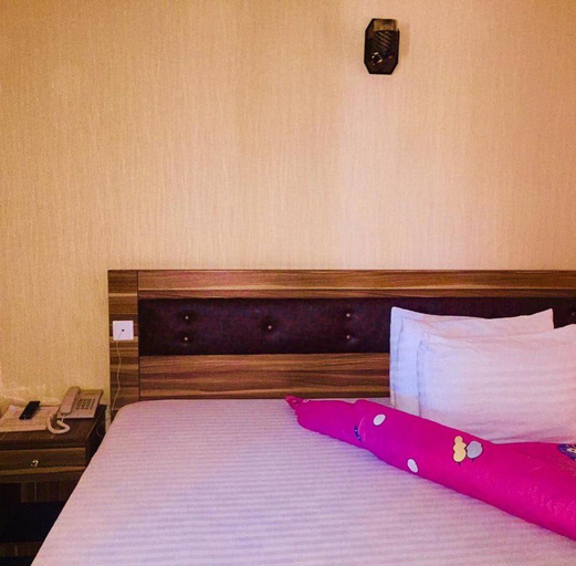 Bedroom 2, BeamGate Hotel, Uyo