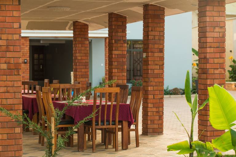 Food & Drinks 4, Medan Hotel & Apartments, Arusha