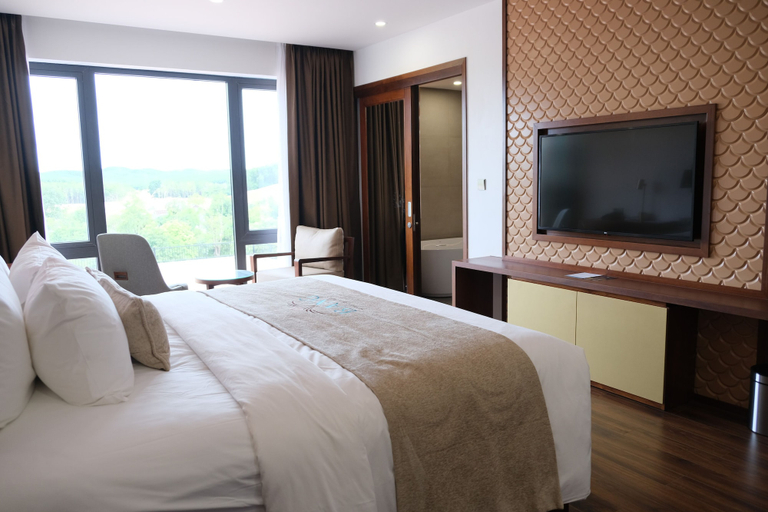 Bedroom 4, BANG ONSEN SPA & RESORT, Lệ Thủy