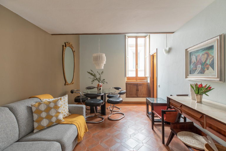 Others 3, Innovative Pantheon House, Rome