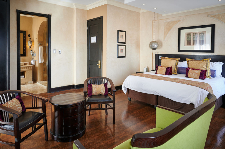 Bedroom 3, Tayfin Royale Hotel & Restaurant, City of Tshwane