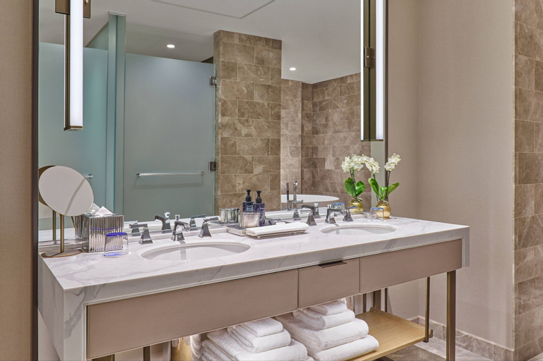 Bathroom 15