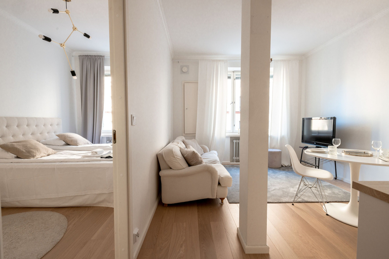Bedroom 3, 2ndhomes Charming and Cozy 1BR Apartment, Uusimaa
