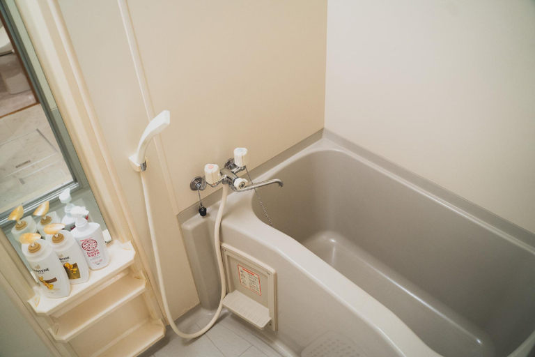 Bathroom 3, Direct Acc Shinsaibashi/Umeda/Osaka Castle[A210-1], Osaka