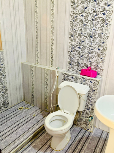 Bathroom 3, Lux Suites Palm Terraces Apartments, Nyali