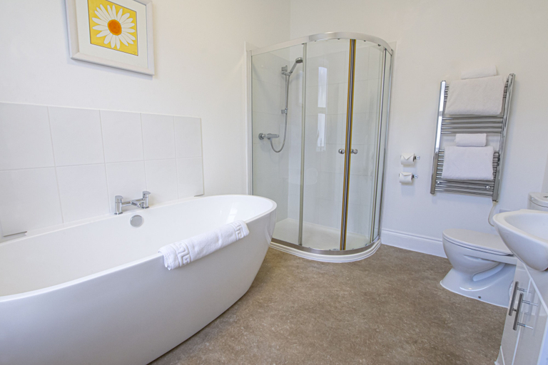 Bathroom 5, The Grosvenor Plymouth, Plymouth