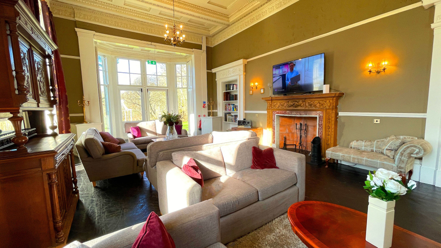 Others 5, Kirkhill Estate Rooms, Midlothian