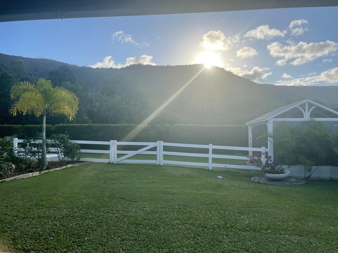 Others 5, Ranch Retreat, Cairns