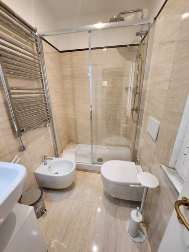 Bathroom, Stefano House Roma Tre, Roma