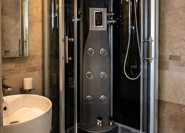 Bathroom, The View Premium Villas