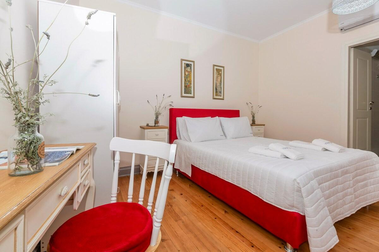 Others 4, VAP Suites, Ionian Islands