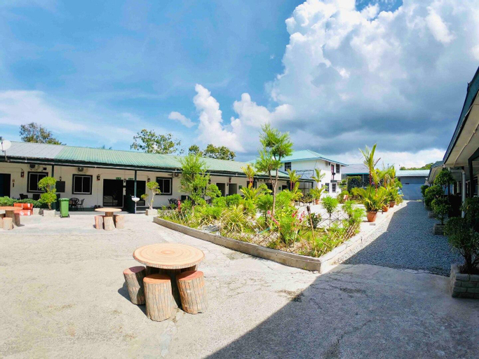 TRIPLE SUITE 8822 Sense Residence Homestay FOR 3, Semporna