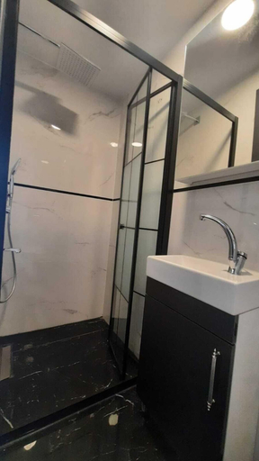 Bathroom 5, Sanddoor Hotel, Fatih