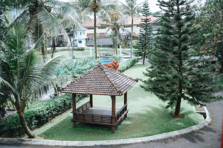 Exterior & Views 1, Syarimel Resort / Safir, Bogor
