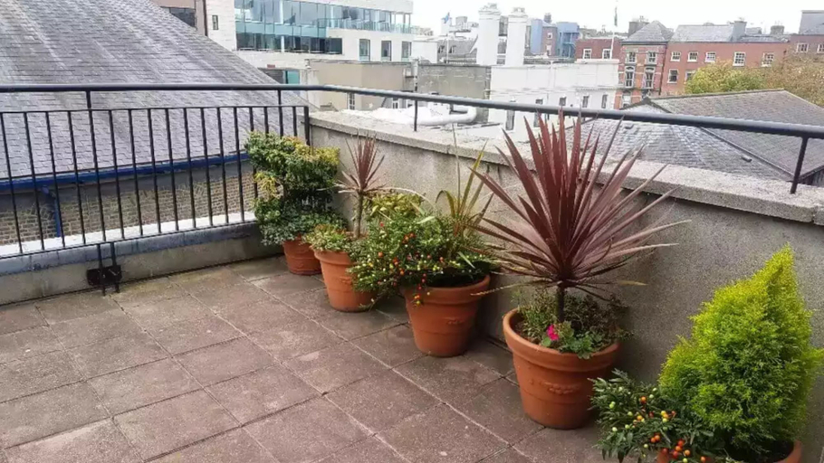 Others 5, ROOFTOP 3BR PH-INDOOR SAUNA IN DUBLIN, Dublin