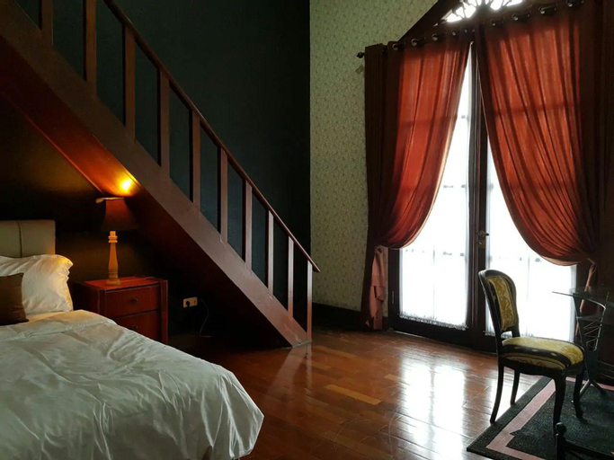 Bedroom 2, The Castle, Medan