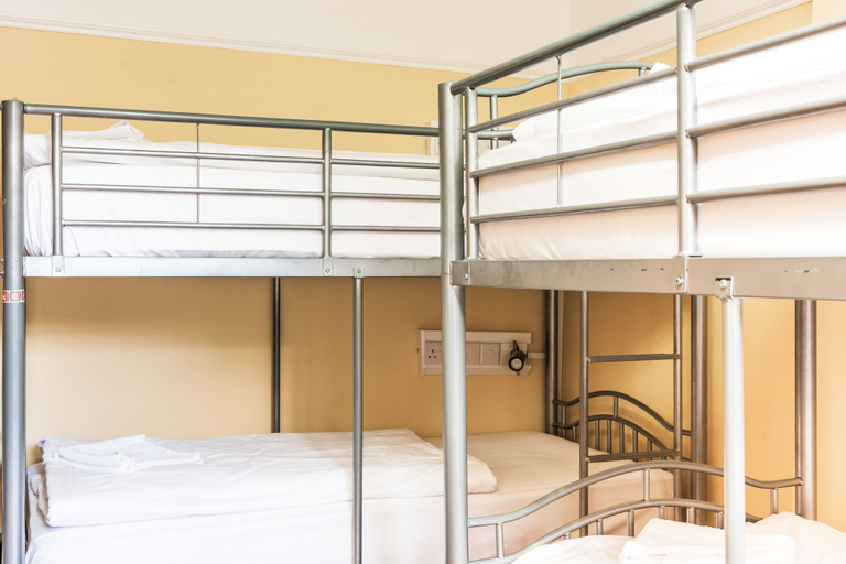 Bedroom 4, Dolphin Inn, London