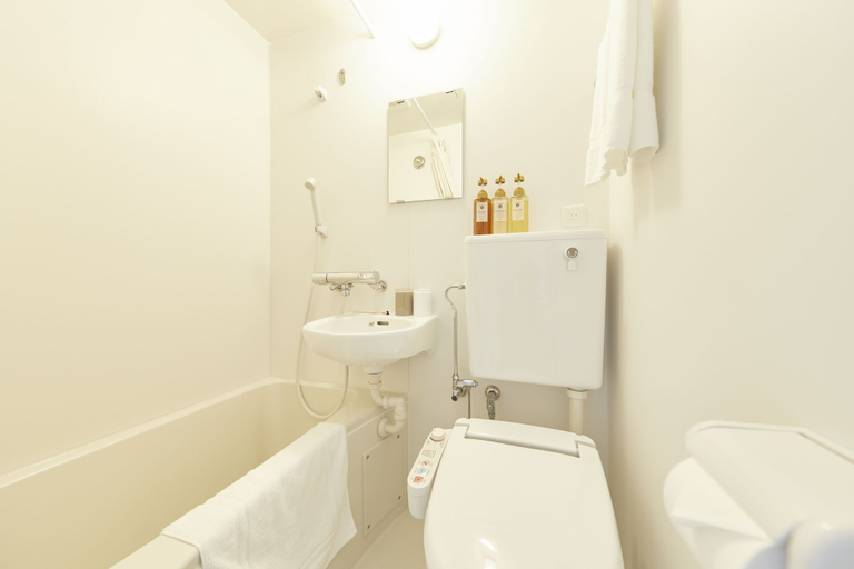 Bathroom 4, Y&Y NAMBA HOTEL Osaka, Osaka