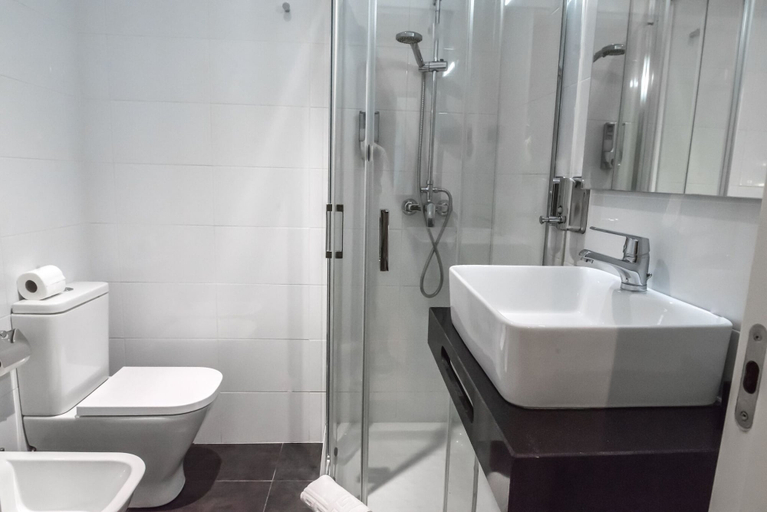 Bathroom 5, DAOS Suites Terrace Marbella, Málaga