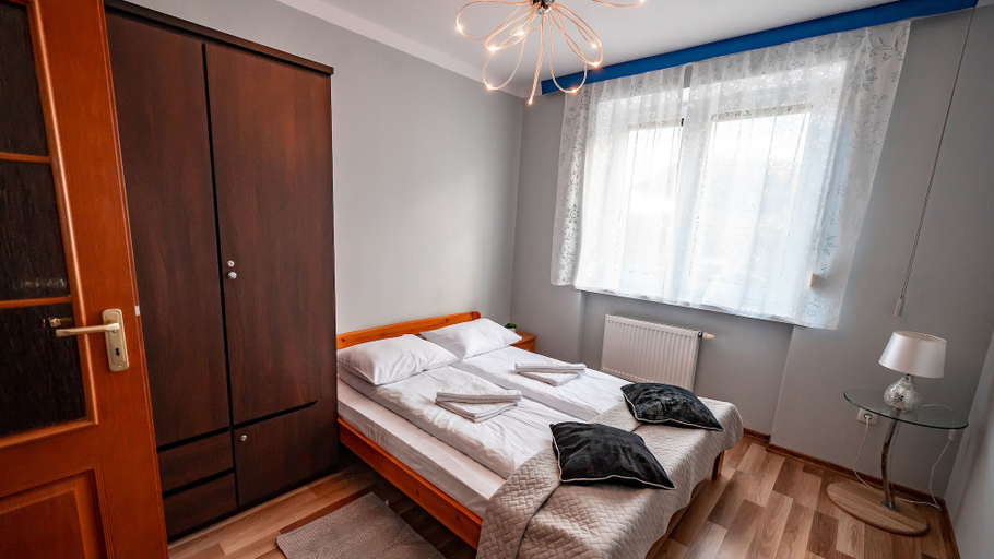 Bedroom 3, Apartamenty Sun & Snow Nad Potokiem, Nowy Sącz