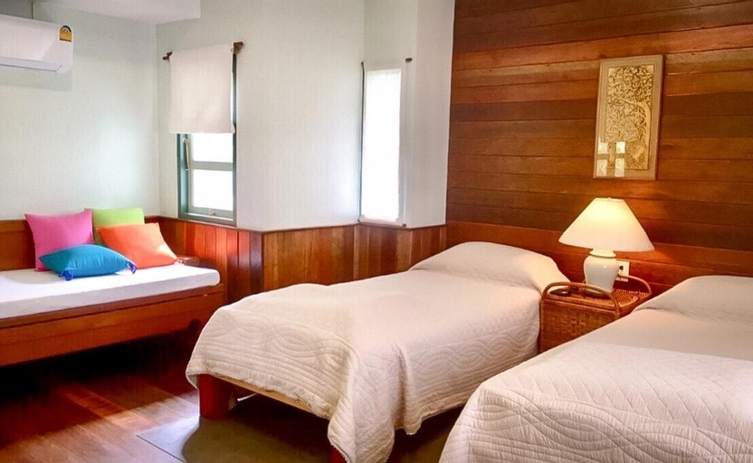 Bedroom 2, Rimsira River View, Pathiu