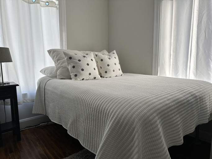 Bedroom 2, The Vurpillat Beachfront Hotel, Los Angeles