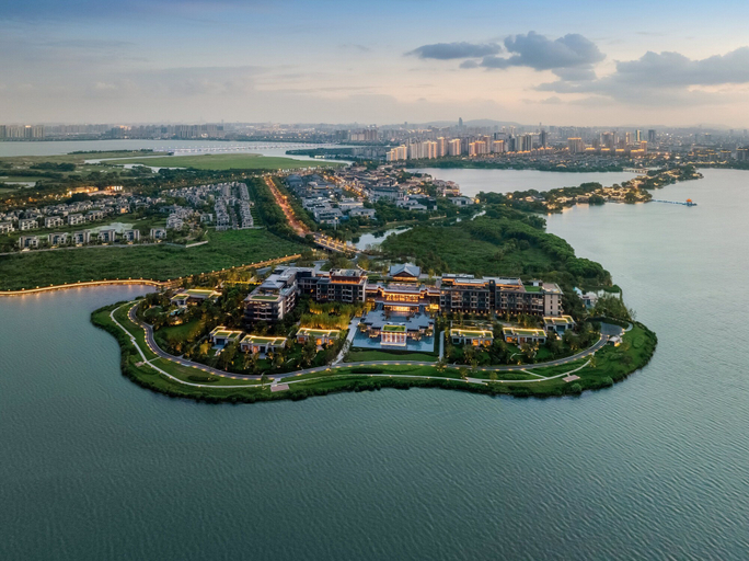 Exterior & Views 2, Four Seasons Hotel Suzhou, Suzhou