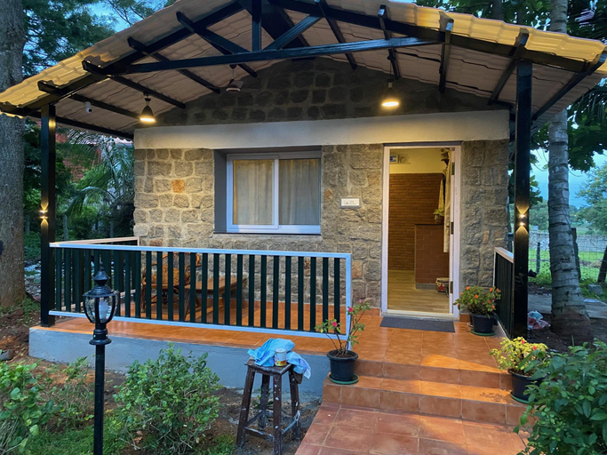 Others 3, English Rustic Stone Cottage, Vellore