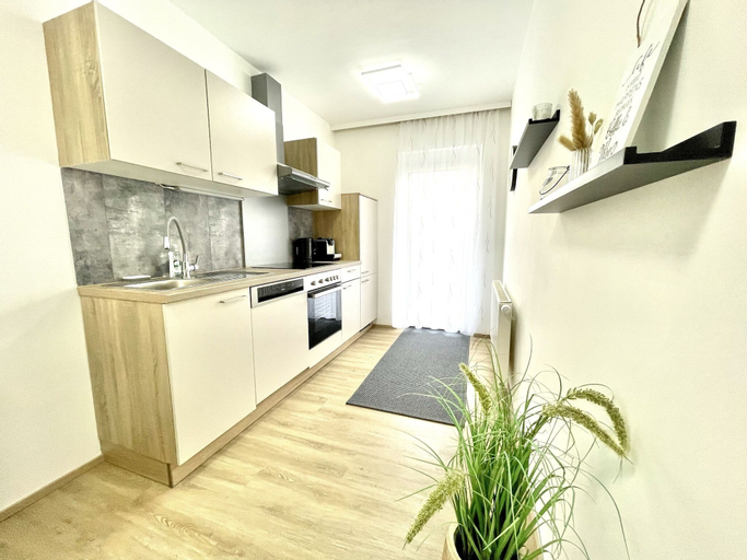 Dining Room 7