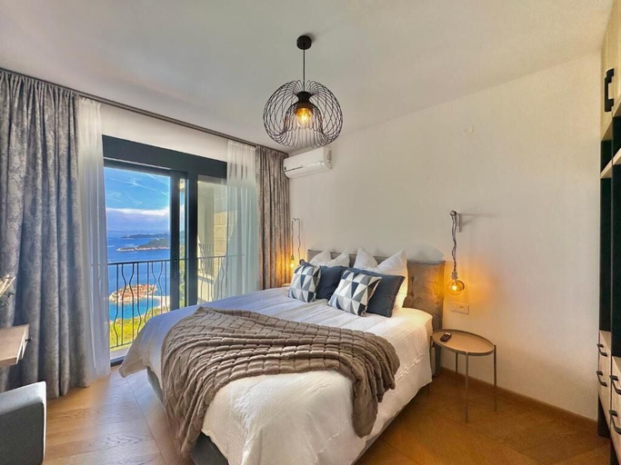 Bedroom 2, Feel the Spirit Apartment