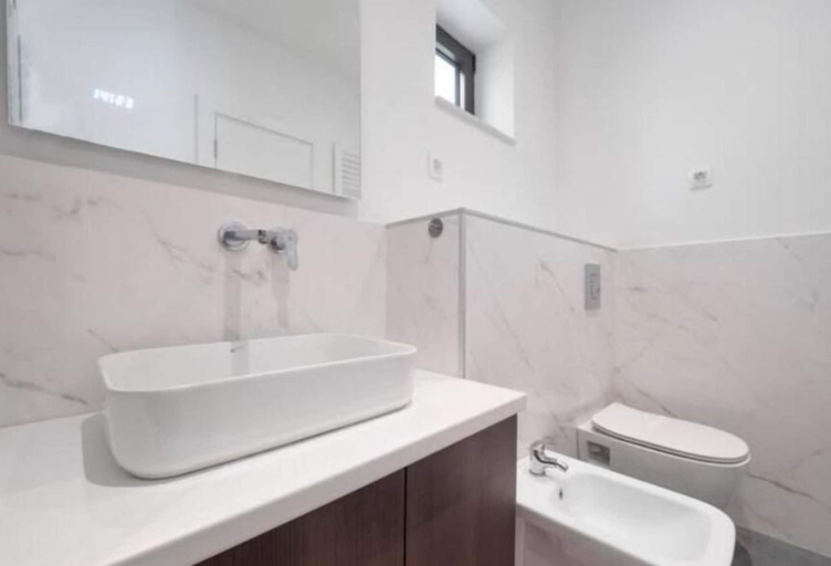 Bathroom 2, Regina's Residence-One Bedroom Apartment