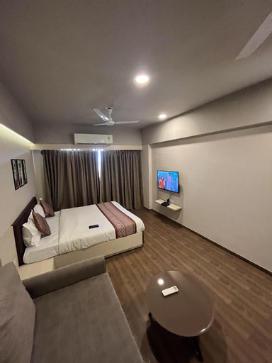 Weekend Room by Second Homes, Surat