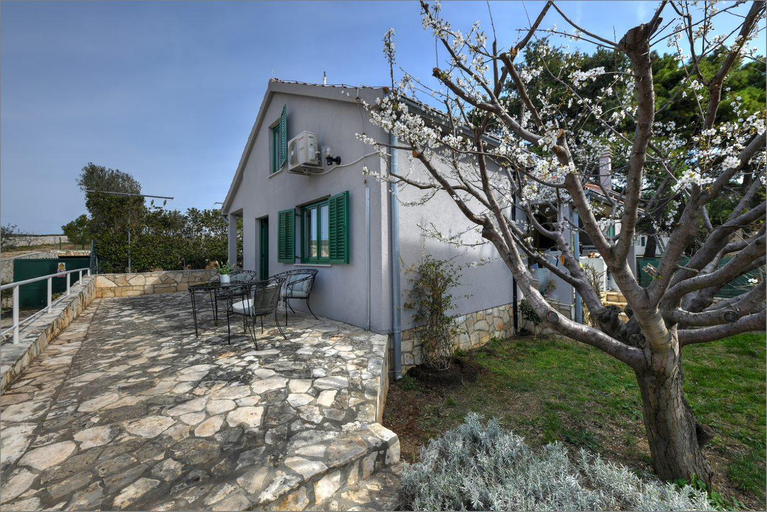 Others, Apartment Oliva, Sali