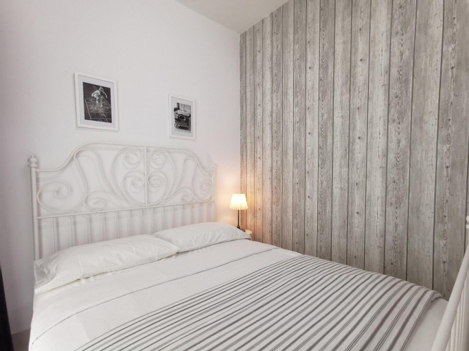 Bedroom 2, The Million Dollar Seaview Home @ Two Rooms Sea View, Penang Island