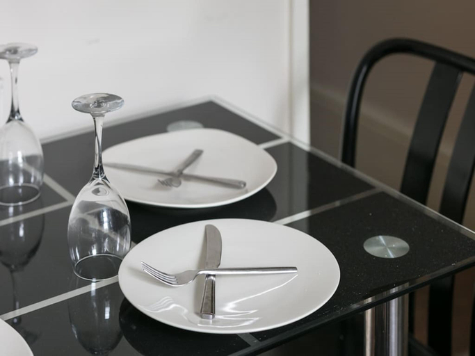 Others 5, Short Term Shared R&R In Chorlton , Trafford