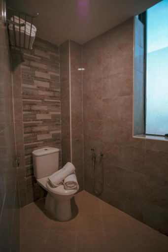 Bathroom 5, Hotel Ambassador, Kuala Lumpur