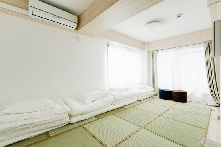 Bedroom 2, Yunyin-5mins walk to Station Namba 5mins, Osaka